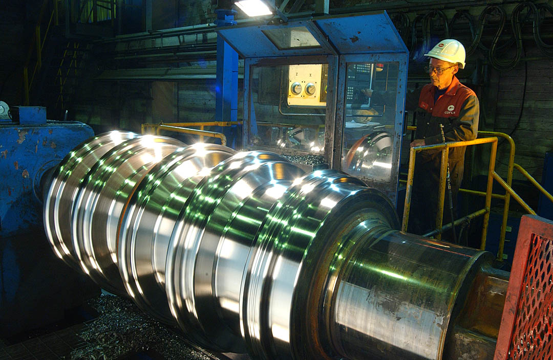 Commercial Photographer: Steel Manufacture, Rail rollers